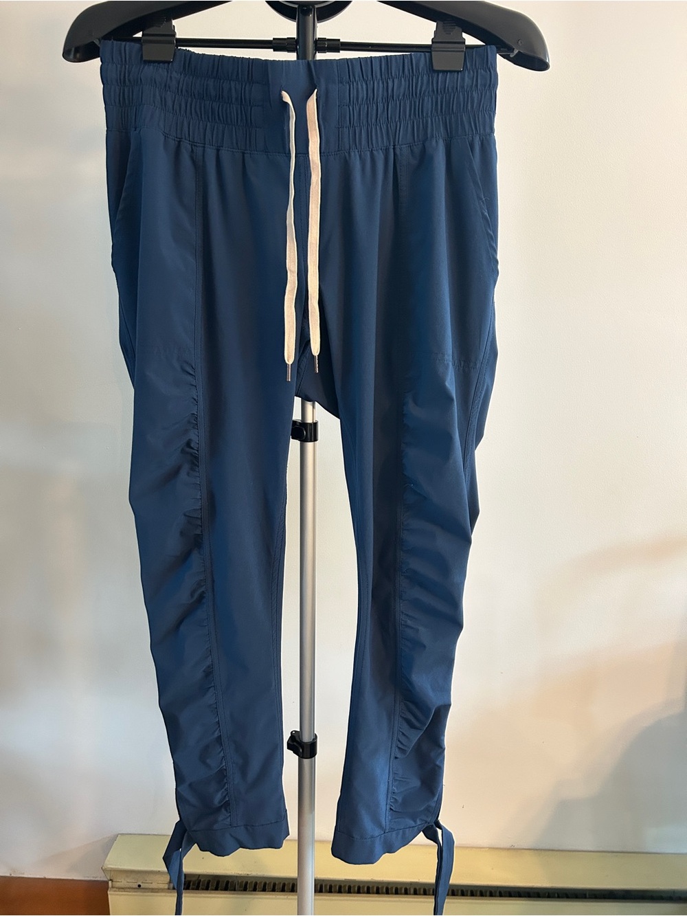 Prana Navy Jogger Pants with Cream Drawstrings